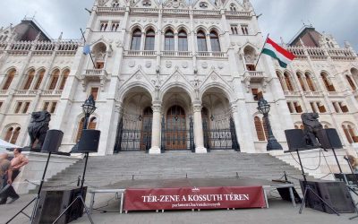 Megérkeztünk az Országházhoz is!